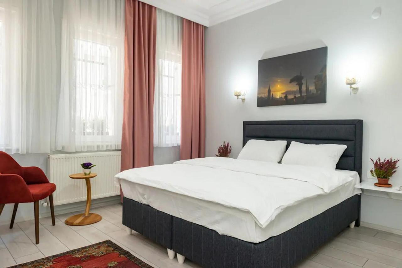 Downtown Two-Bedrom Apartment Tbiliszi Kültér fotó